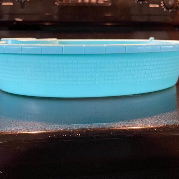 Barbie Swimming Pool and slide - Picture 4 of 7